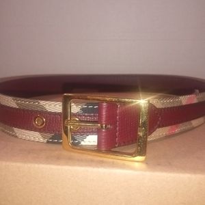 Aunthenic Burberry belt size 32/80